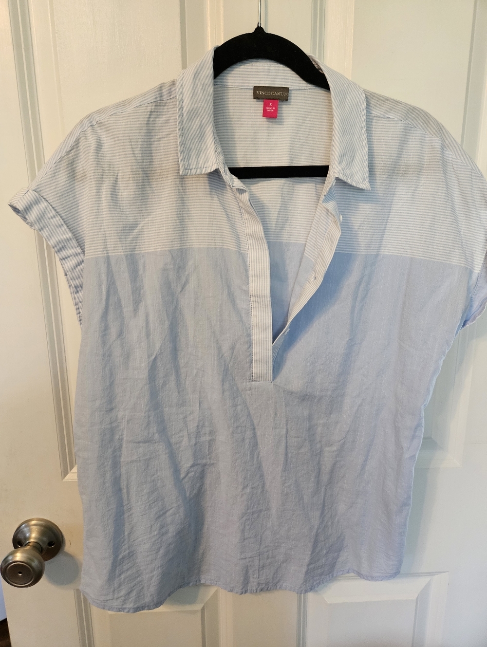 Vince Camuto Light Blue & White Split-Neck Shirt
